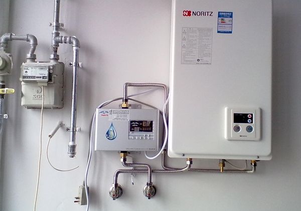 燃气热水器