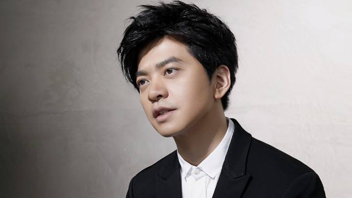 李健