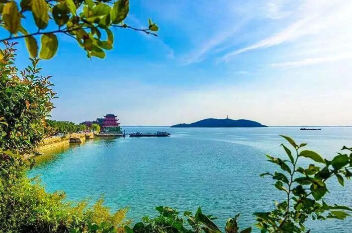 巢湖